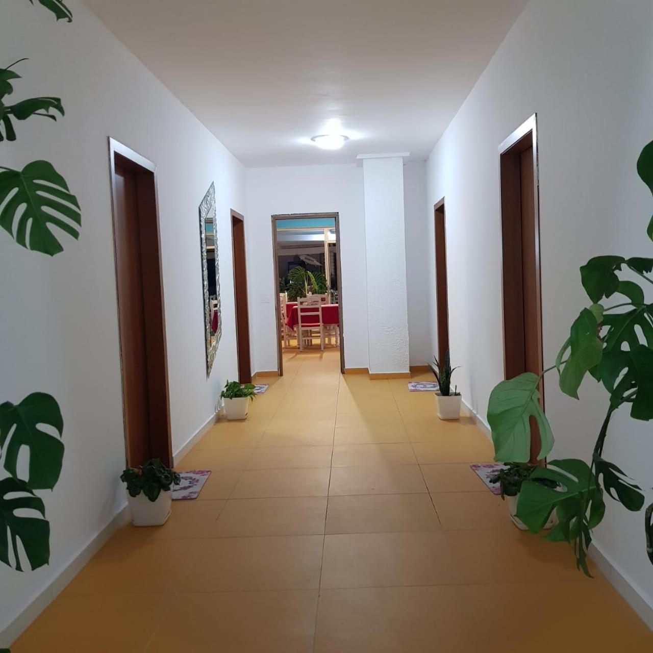Hotel Restorant Genti Peshkatari Bashkia e Orikumit Exteriör bild