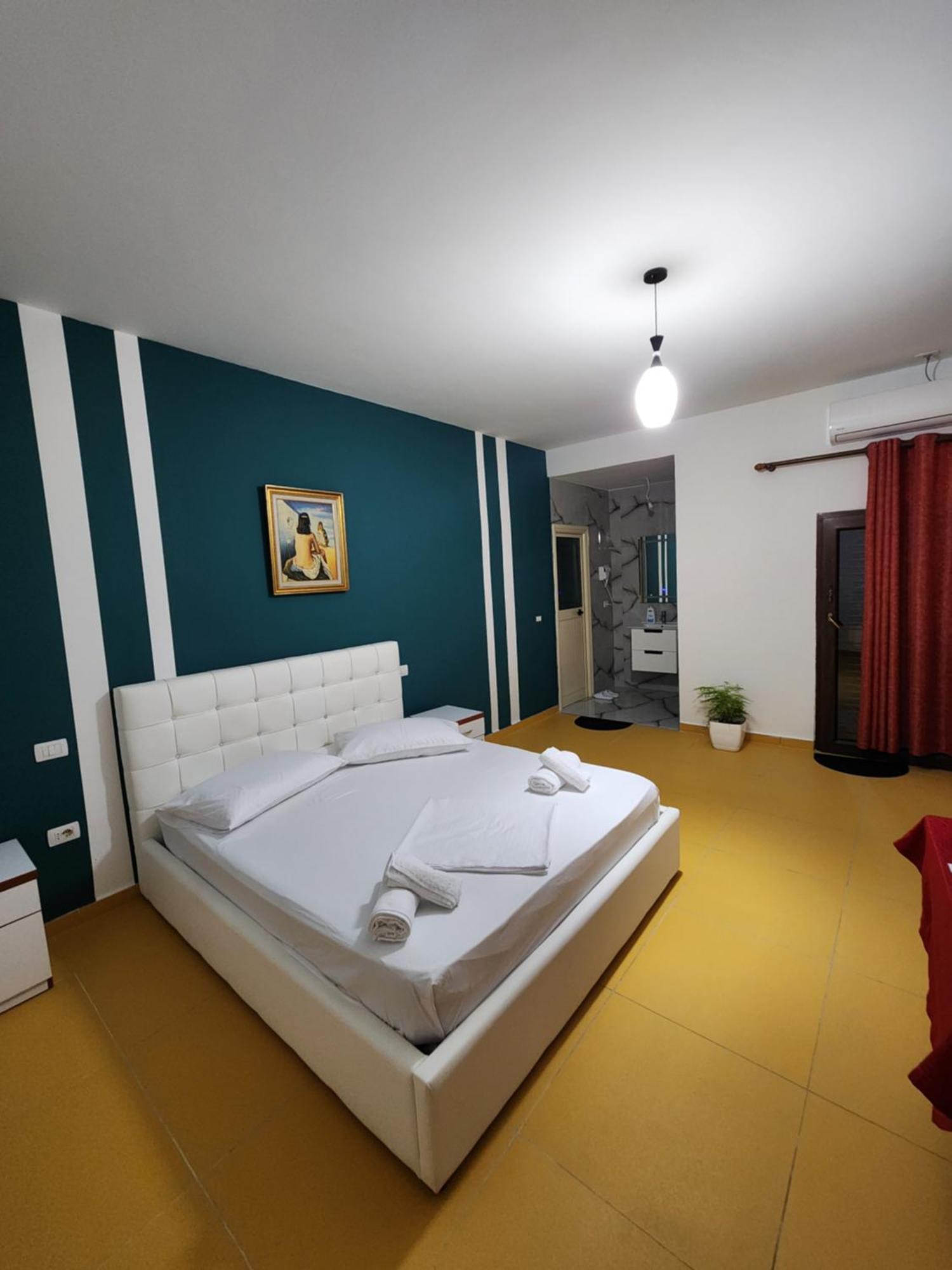 Hotel Restorant Genti Peshkatari Bashkia e Orikumit Exteriör bild