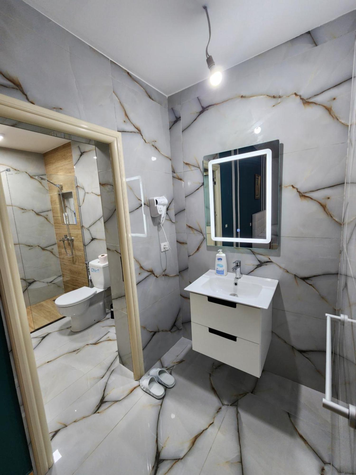 Hotel Restorant Genti Peshkatari Bashkia e Orikumit Exteriör bild